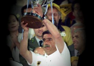 Η ΑΕΚ τιμά την μνήμη του Γιάννη Παθιακάκη (ΦΩΤΟ)