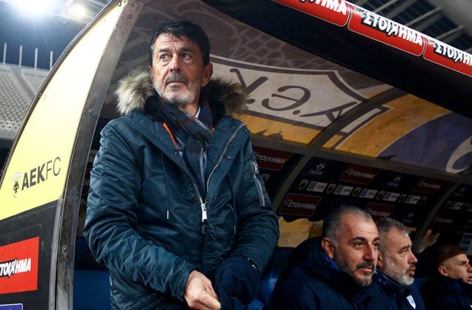 Περιμένοντας τον Πετράκη… ανανέωσε ο Χουάντερσον