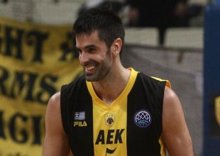 Τρίποντο ο Σάκοτα, η πρόκριση στην ΑΕΚ! (VIDEO)