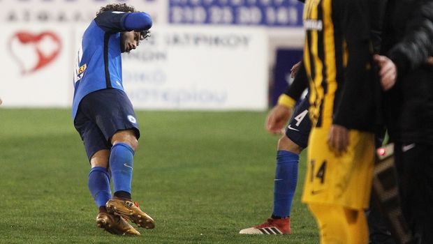 Ο “αυτοπυροβολισμός” του Ουάρντα Ο “αυτοπυροβολισμός” του Ουάρντα