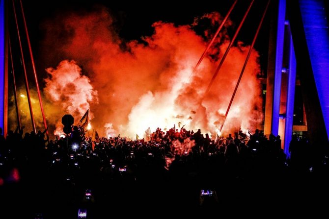 ORIGINAL 21: «Όλοι στο ξενοδοχείο με… χαρτί ψυχιάτρου!»