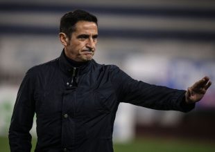 Χιμένεθ: «Η ΑΕΚ είναι απέναντι σε όλους»