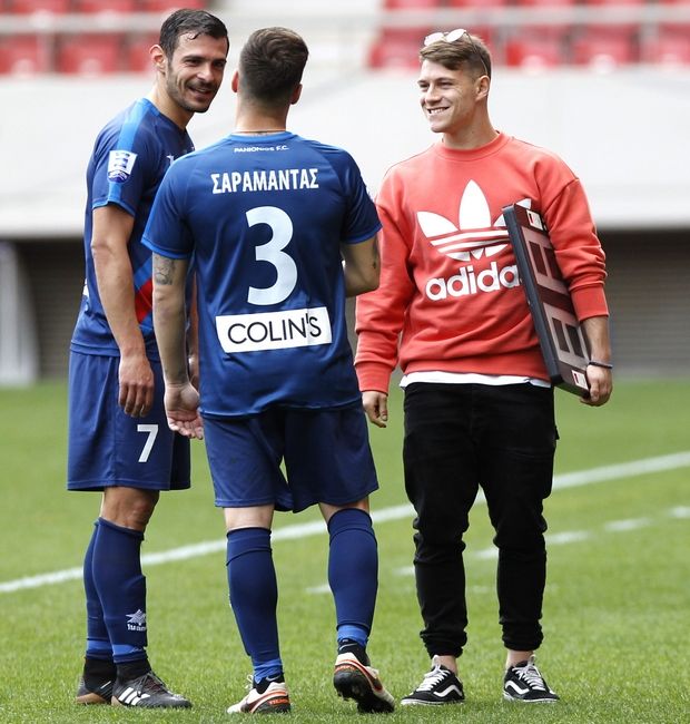 Με πολιτικά αλλά… έπαιξε ο Κούτρης! Με πολιτικά αλλά… έπαιξε ο Κούτρης!