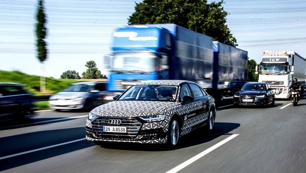 Audi με… πομποδέκτη