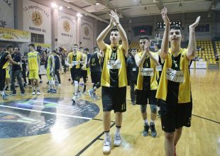 Νίκησαν οι έφηβοι, την Τρίτη ο 2ος τελικός!