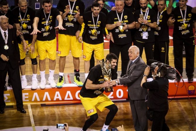 Το αξίζει! ΟΛΟΙ ΟΑΚΑ!