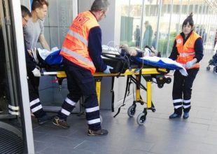 Έπεσε από τον τρίτο όροφο παίκτης της Αλμπαθέτε!