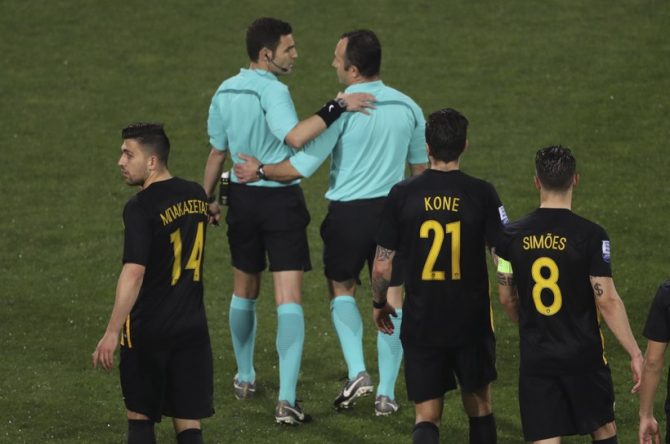 Δεν πάει στον αθλητικό δικαστή ο Κομίνης! Δεν πάει στον αθλητικό δικαστή ο Κομίνης!