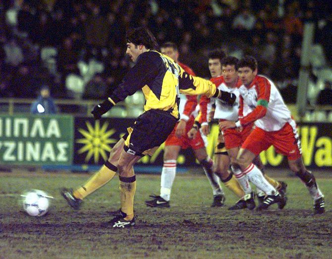 Στην Μόσχα «αυτοκτόνησε» (vid)