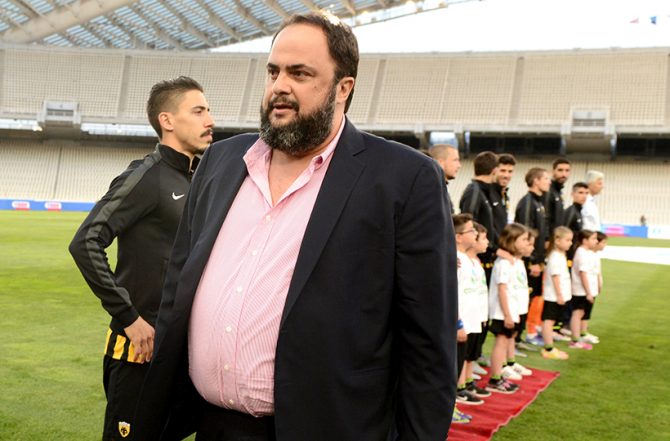 Συμβαίνει τώρα: Στο εδώλιο ο Μαρινάκης, καταθέτει για τη «Συμμορία»!