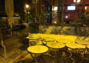 Οπαδοί του Ολυμπιακού έσπασαν καφετέρια όπου έβλεπαν Ενωσίτες το ντέρμπι