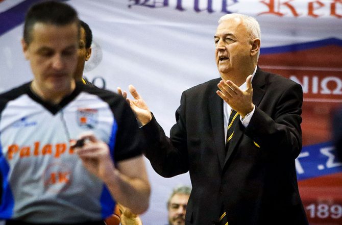 Σάκοτα: «Τόσα χρόνια τέτοια τεχνική ποινή δεν έχω δει»