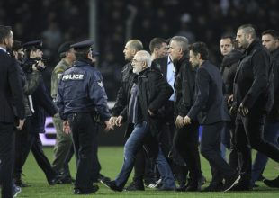 «Πέσιμο» και στους δημοσιογράφους της ΑΕΚ