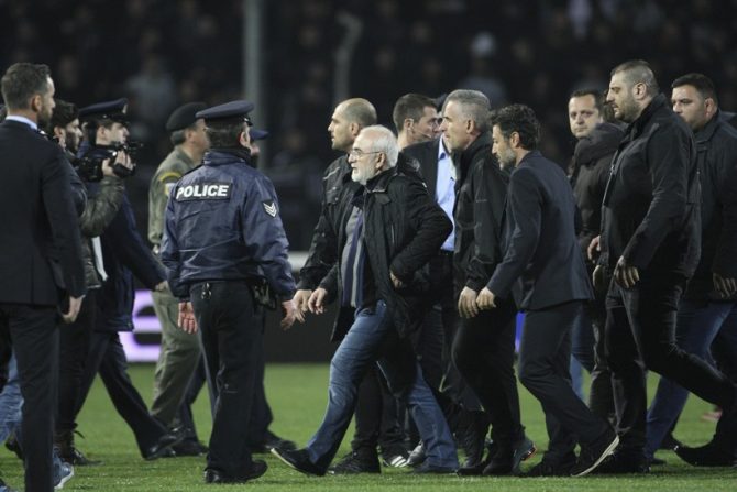 «Πέσιμο» και στους δημοσιογράφους της ΑΕΚ «Πέσιμο» και στους δημοσιογράφους της ΑΕΚ