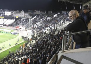 ΠΑΟΚ: Κατάμεστη η Τούμπα από 30.000 κόσμο