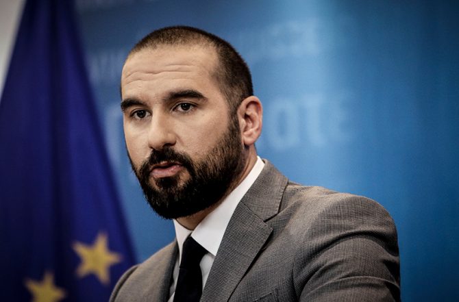 Τζανακόπουλος: Δεν μας τρομάζει το ποδοσφαιρικό Grexit Τζανακόπουλος: Δεν μας τρομάζει το ποδοσφαιρικό Grexit