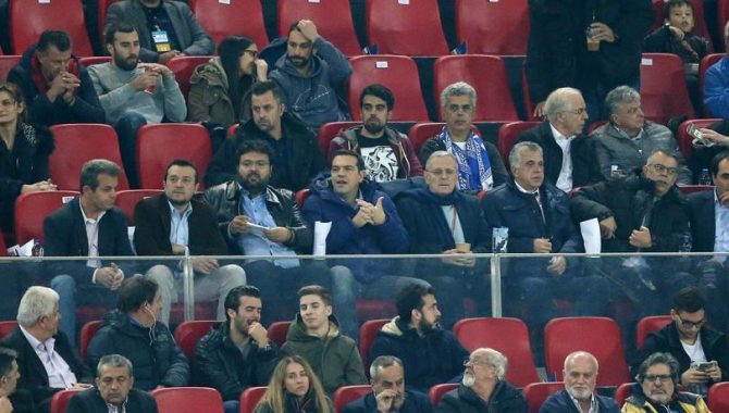 Πάει για διακοπή πρωταθλήματος Πάει για διακοπή πρωταθλήματος