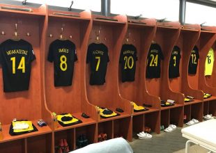 Τα αποδυτήρια της πρωταθλήτριας ΑΕΚ (PICS)