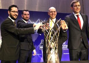 Στιγμές από την κλήρωση (pics)