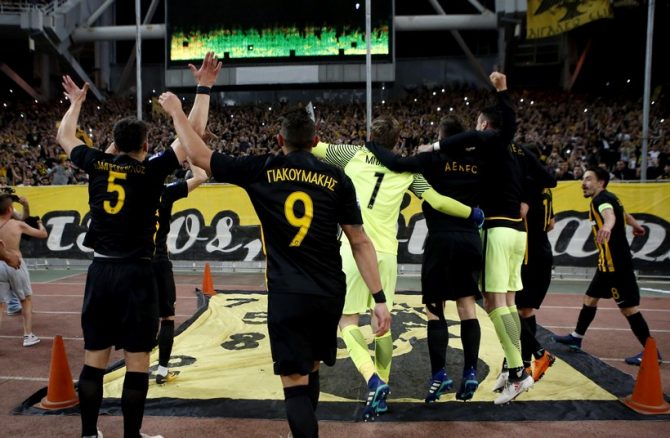 Δεν χορταίνουν, τα θέλουν όλα!