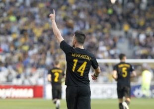 Μπακασέτας: «Ονειρεμένη χρονιά» (vid)