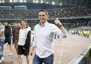 Ο Μανόλο τραγούδησε: «ΑΕΚ, ΜΟΝΟ ΑΕΚ…» (vid)
