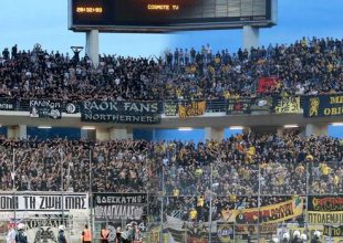 Στο ίδιο πούλμαν θεατές!