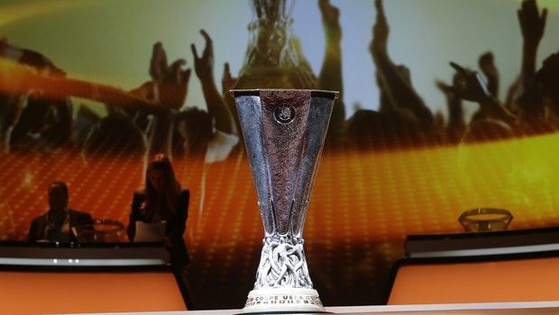 Έκλεψαν το τρόπαιο του Europa League