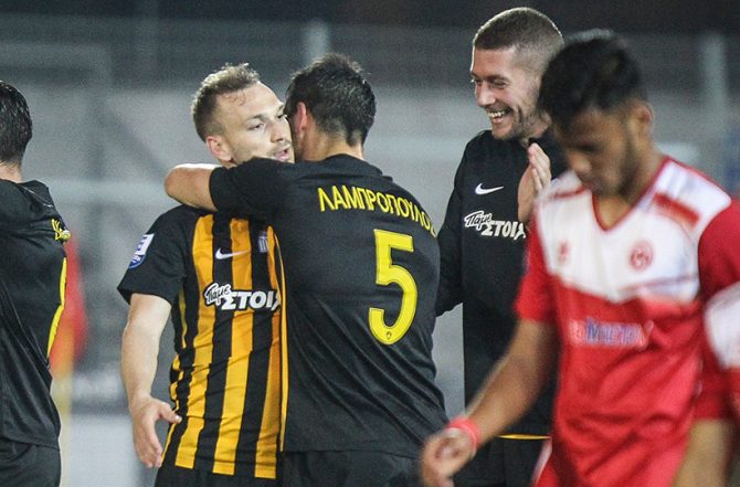 Λαμπρόπουλος: «Αφιερωμένη στον πιλότο που έφυγε από τη ζωή»