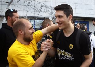Η επιστροφή της Βασίλισσας (vid)