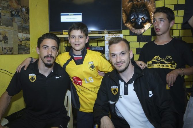 Ο Μπακάκης και τα μικρά… Οριτζινάλια! (ΦΩΤΟ)