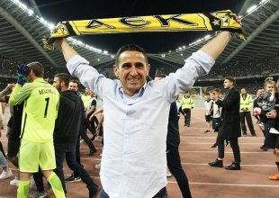ORIGINAL 21: «Αγαπημένε Μανόλο, μείνε πολλά χρόνια στην ΑΕΚ για να κερδίσουμε τα πάντα μαζί!»