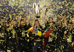 Η φιέστα της ΑΕΚΑΡΑΣ  (pics+vids)