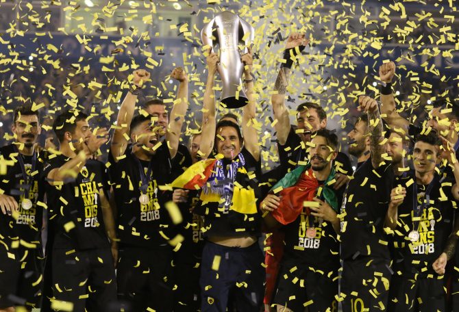 Η φιέστα της ΑΕΚΑΡΑΣ  (pics+vids)