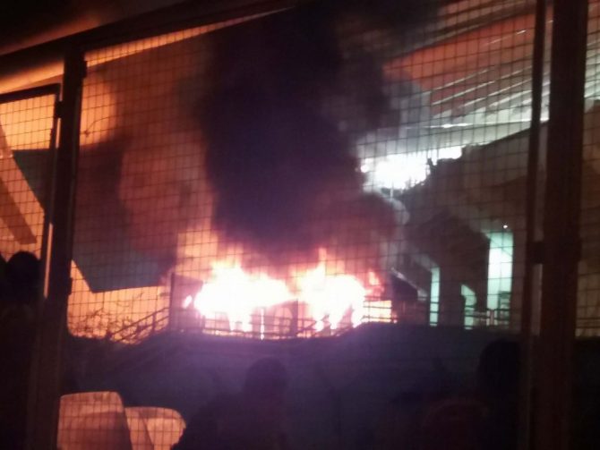 Καίνε το ΟΑΚΑ οι ΠΑΟΚτζήδες (vid)