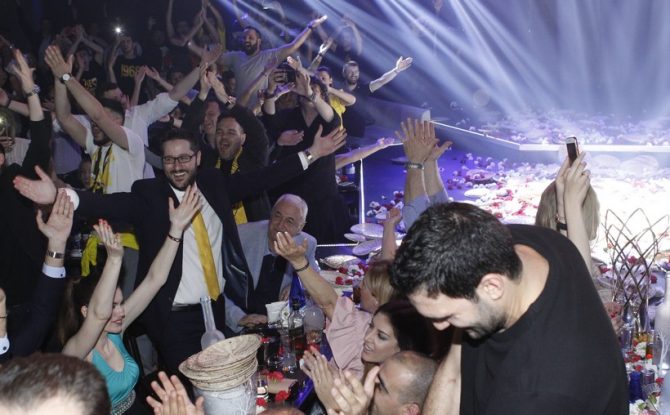 Πανικός στον Κιάμο για τους ΠΡΩΤΑΘΛΗΤΕΣ ΕΥΡΩΠΗΣ (vids)