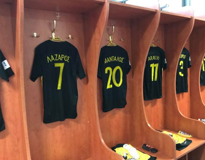 Έτοιμα τα κιτρινόμαυρα αποδυτήρια (vid)