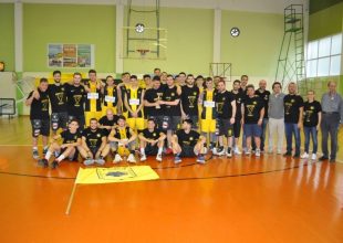 Τιμήθηκε η Βασίλισσα στην Νέα Πέραμο (pics)
