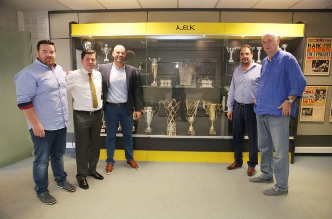 Μεγαλώνει το δίκτυο Ακαδημιών της Βασίλισσας (pics)