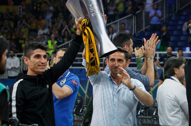 Πρώτα Χιμένεθ, μετά όλα τα άλλα!