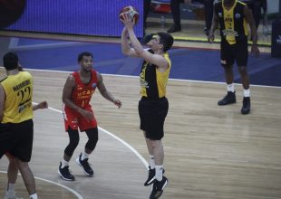 Λαρεντζάκης: “Εχει γίνει μόνο η μισή δουλειά”