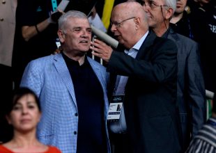 Δίπλα στην Βασίλισσα ο Μελισσανίδης (pics)