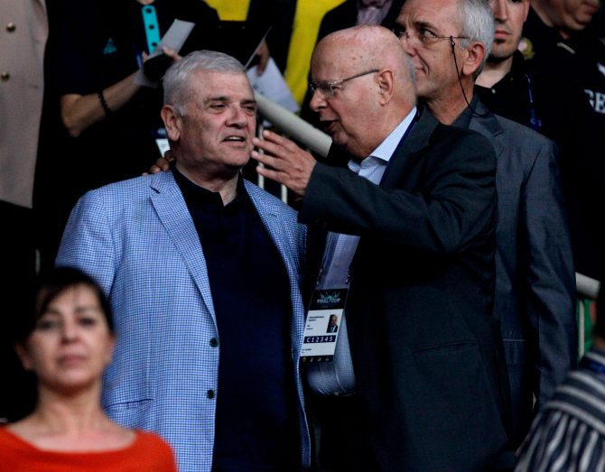 Δίπλα στην Βασίλισσα ο Μελισσανίδης (pics)