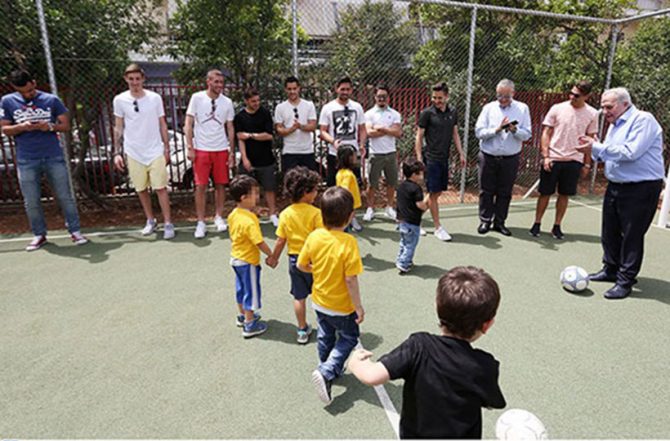 Το γηπεδάκι της ΑΕΚ στο Νηπιοτροφείο!