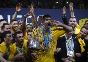 «Ανοιχτό το ενδεχόμενο επιστροφής του Σάκοτα»
