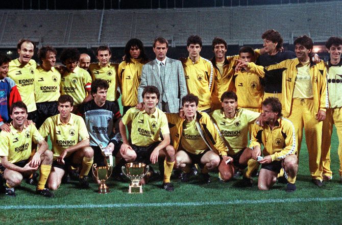 Πρώτη και μοναδική κάτοχος Λίγκ Κάπ (vid) Πρώτη και μοναδική κάτοχος Λίγκ Κάπ (vid)