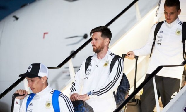 Έφτασε στη Ρωσία ο Μέσι και η… παρέα του (pics)