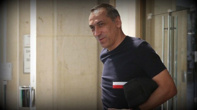 Ο Δώνης ζήτησε από τον Παϊρόζ τους Λουντ, Κάτσε και Μυστακίδη!