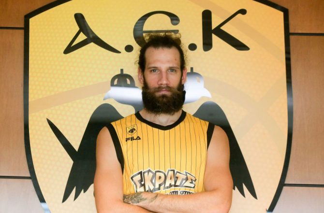 Στην ΑΕΚ ο Γιαννόπουλος (pics)