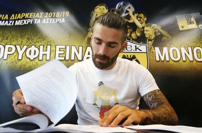 Υπέγραψε ο Λιβάγια (ΦΩΤΟ)